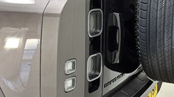 2025 (25) LAND ROVER DEFENDER 4.4 P635 Octa 110 5dr Auto 4840334