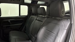2025 (25) LAND ROVER DEFENDER 4.4 P635 Octa 110 5dr Auto 4840327