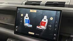 2025 (25) LAND ROVER DEFENDER 4.4 P635 Octa 110 5dr Auto 4840315