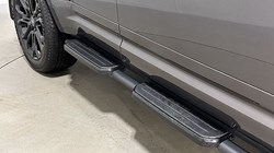 2025 (25) LAND ROVER DEFENDER 4.4 P635 Octa 110 5dr Auto 4840342