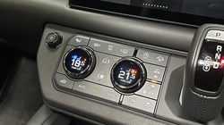 2025 (25) LAND ROVER DEFENDER 4.4 P635 Octa 110 5dr Auto 4840306