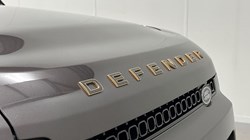 2025 (25) LAND ROVER DEFENDER 4.4 P635 Octa 110 5dr Auto 4840344