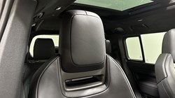 2025 (25) LAND ROVER DEFENDER 4.4 P635 Octa 110 5dr Auto 4840299