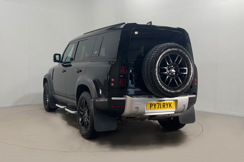 2021 (71) LAND ROVER DEFENDER 3.0 D250 SE 110 5dr Auto
