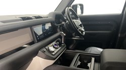 2021 (71) LAND ROVER DEFENDER 3.0 D250 SE 110 5dr Auto 4847012