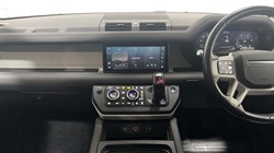 2021 (71) LAND ROVER DEFENDER 3.0 D250 SE 110 5dr Auto 4846987