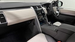 2025 (75) LAND ROVER DISCOVERY 3.0 D350 Dynamic HSE 5dr Auto 5527669