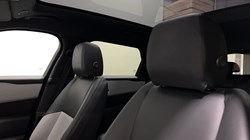 2025 (75) LAND ROVER RANGE ROVER VELAR 2.0 D200 MHEV Dynamic SE 5dr Auto 5567412