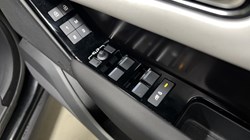 2025 (75) LAND ROVER RANGE ROVER VELAR 2.0 D200 MHEV Dynamic SE 5dr Auto 5567390