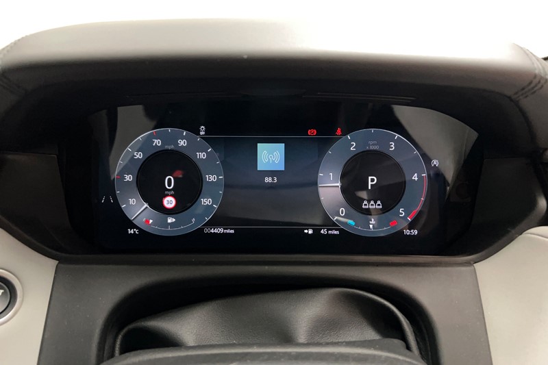 2025 (75) LAND ROVER RANGE ROVER VELAR 2.0 D200 MHEV Dynamic SE 5dr Auto 5567398