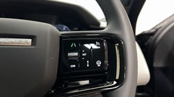 2025 (75) LAND ROVER RANGE ROVER VELAR 2.0 D200 MHEV Dynamic SE 5dr Auto 5567396