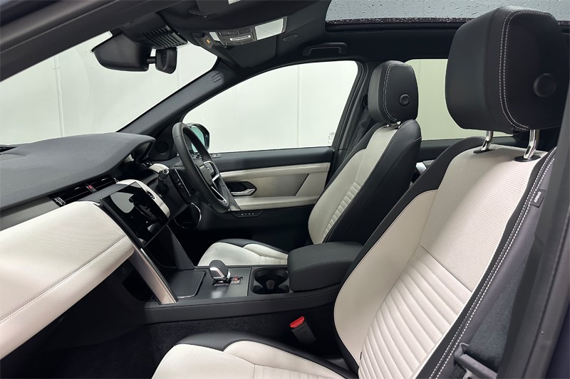 2025 (75) LAND ROVER DISCOVERY SPORT 2.0 D200 Dynamic SE 5dr Auto [5 Seat] 5455353