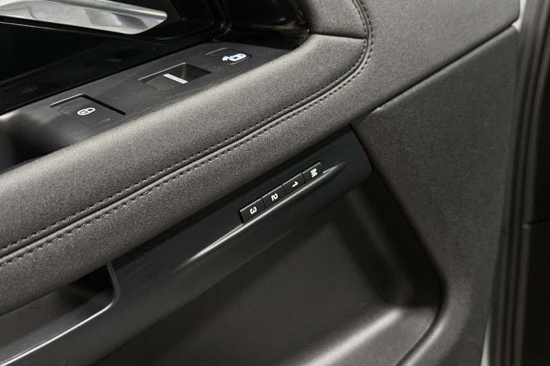 2019 (19) LAND ROVER RANGE ROVER EVOQUE 2.0 P200 R-Dynamic SE 5dr Auto 4886248