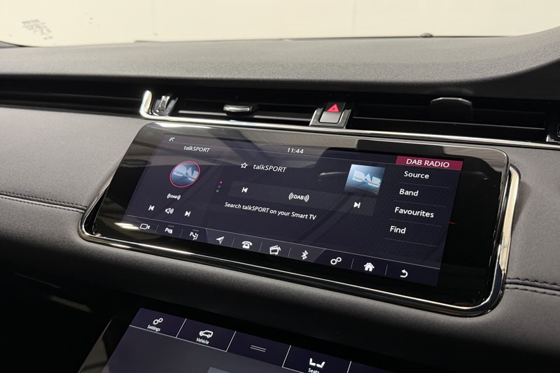 2019 (19) LAND ROVER RANGE ROVER EVOQUE 2.0 P200 R-Dynamic SE 5dr Auto 4886242