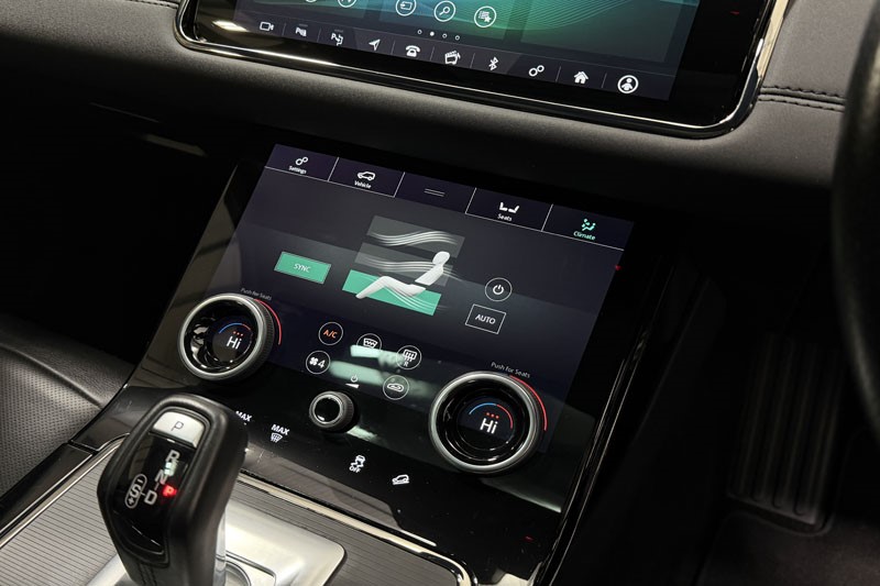 2019 (19) LAND ROVER RANGE ROVER EVOQUE 2.0 P200 R-Dynamic SE 5dr Auto 4886237