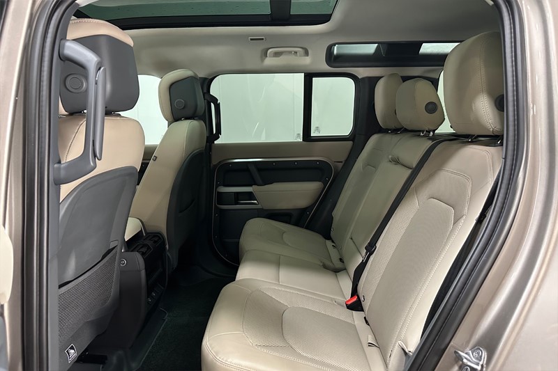 2022 (72) LAND ROVER DEFENDER 3.0 D250 HSE 110 5dr Auto 4841005