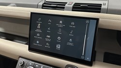 2022 (72) LAND ROVER DEFENDER 3.0 D250 HSE 110 5dr Auto 4841033