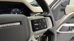 2022 (72) LAND ROVER DEFENDER 3.0 D250 HSE 110 5dr Auto 4841022