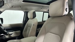 2022 (72) LAND ROVER DEFENDER 3.0 D250 HSE 110 5dr Auto 4841038