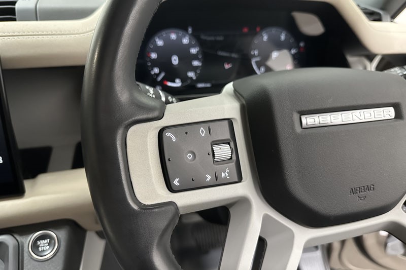 2022 (72) LAND ROVER DEFENDER 3.0 D250 HSE 110 5dr Auto 4841021