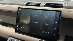 2022 (72) LAND ROVER DEFENDER 3.0 D250 HSE 110 5dr Auto 4841027