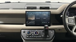 2022 (72) LAND ROVER DEFENDER 3.0 D250 HSE 110 5dr Auto 4841011