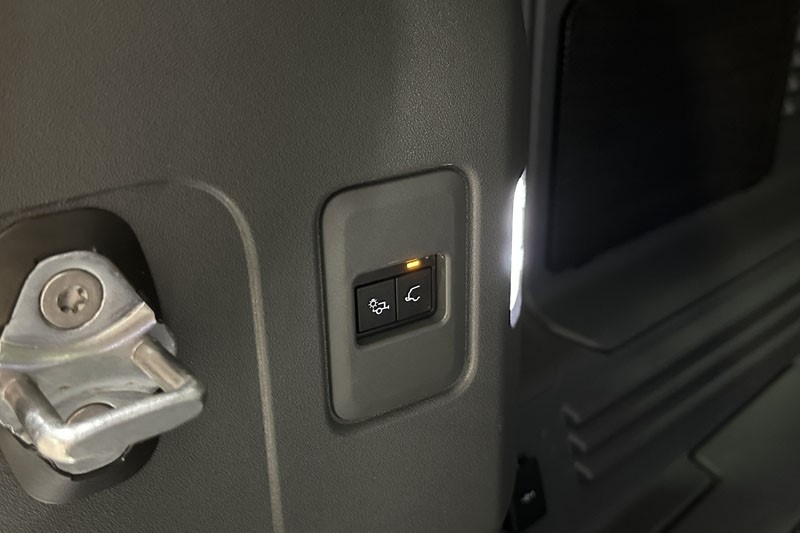 2022 (72) LAND ROVER DEFENDER 3.0 D250 HSE 110 5dr Auto 4841046