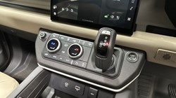 2022 (72) LAND ROVER DEFENDER 3.0 D250 HSE 110 5dr Auto 4841024