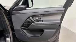 2025 (75) LAND ROVER RANGE ROVER SPORT 3.0 D300 Dynamic SE 5dr Auto 5576567