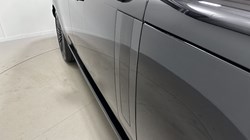 2025 (75) LAND ROVER RANGE ROVER 3.0 D350 HSE 4dr Auto 5335070