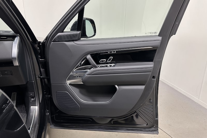 2025 (75) LAND ROVER RANGE ROVER 3.0 D350 HSE 4dr Auto 5335024