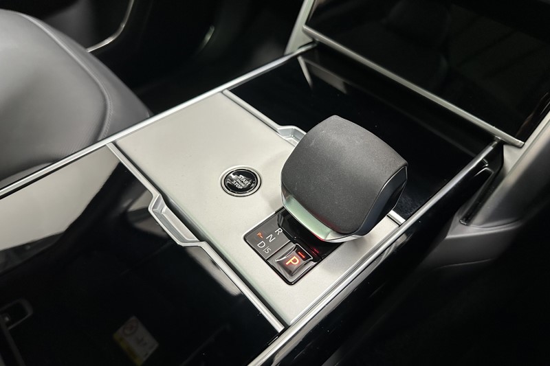 2025 (75) LAND ROVER RANGE ROVER 3.0 D350 HSE 4dr Auto 5335037