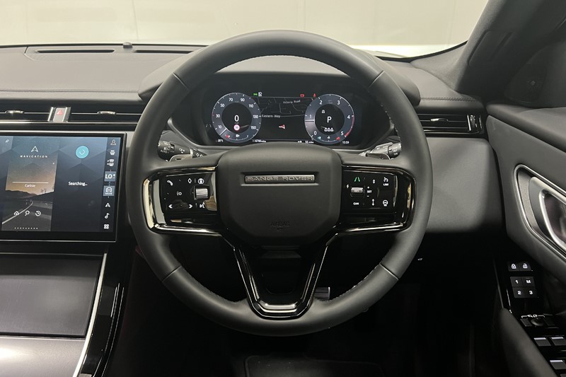 2025 (75) LAND ROVER RANGE ROVER VELAR 2.0 D200 MHEV Dynamic SE 5dr Auto 5608098