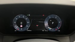 2025 (75) LAND ROVER RANGE ROVER VELAR 2.0 D200 MHEV Dynamic SE 5dr Auto 5608111