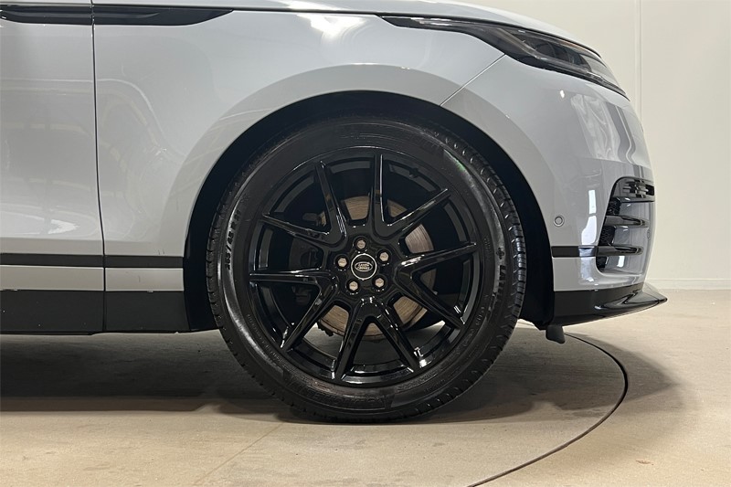 2025 (75) LAND ROVER RANGE ROVER VELAR 2.0 D200 MHEV Dynamic SE 5dr Auto 5608095