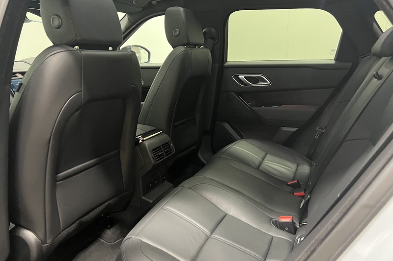 2025 (75) LAND ROVER RANGE ROVER VELAR 2.0 D200 MHEV Dynamic SE 5dr Auto 5608124
