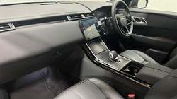 2025 (75) LAND ROVER RANGE ROVER VELAR 2.0 D200 MHEV Dynamic SE 5dr Auto 5608122
