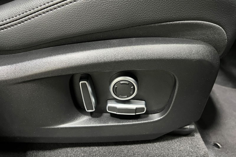 2021 (71) JAGUAR F-PACE 2.0 P400e S 5dr Auto AWD 4913061