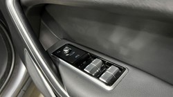 2021 (71) JAGUAR F-PACE 2.0 P400e S 5dr Auto AWD 4913059