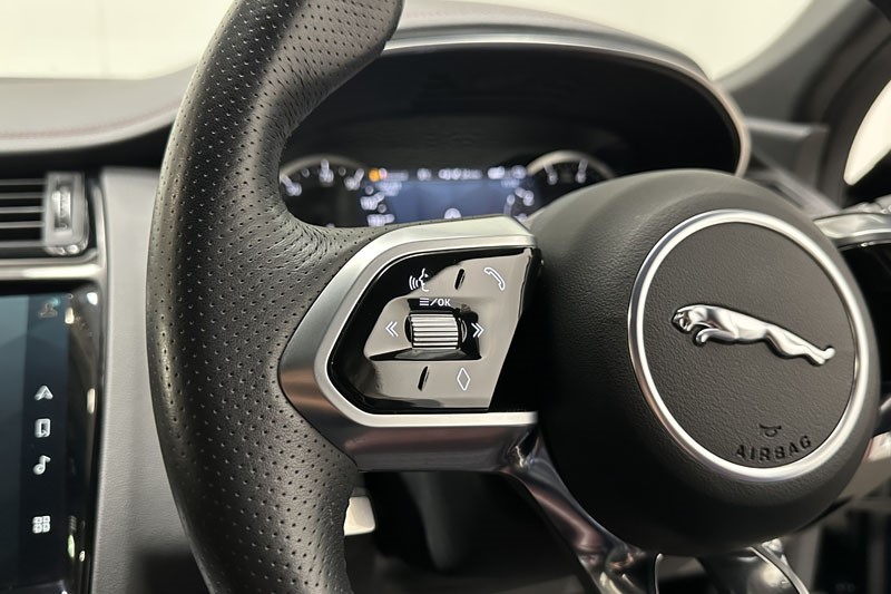 2022 (72) JAGUAR E-PACE 1.5 P300e R-Dynamic SE 5dr Auto 4886711