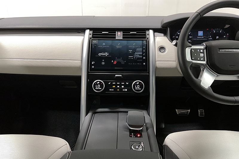 2023 (73) LAND ROVER DISCOVERY 3.0 D300 Dynamic SE 5dr Auto 5204578