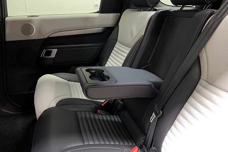 2023 (73) LAND ROVER DISCOVERY 3.0 D300 Dynamic SE 5dr Auto 5204610