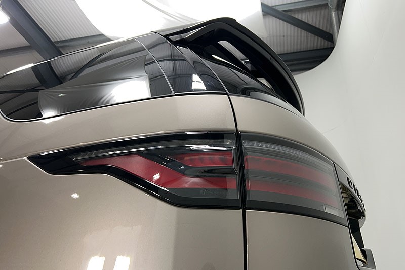 2023 (73) LAND ROVER DISCOVERY 3.0 D300 Dynamic SE 5dr Auto 5204618