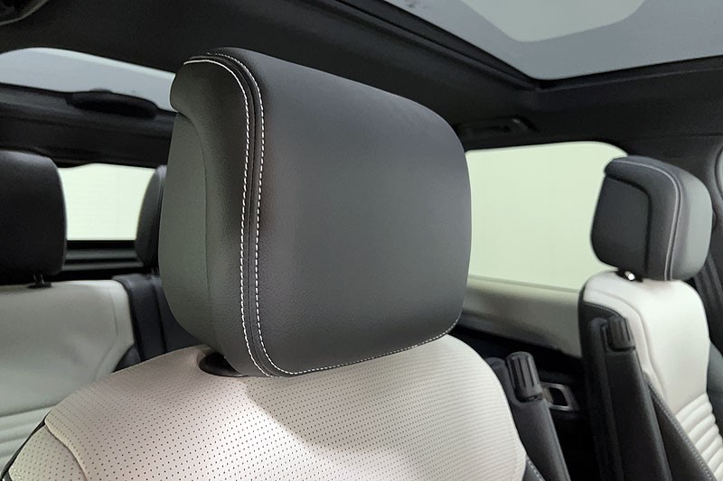 2023 (73) LAND ROVER DISCOVERY 3.0 D300 Dynamic SE 5dr Auto 5204589