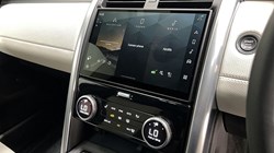 2023 (73) LAND ROVER DISCOVERY 3.0 D300 Dynamic SE 5dr Auto 5204594