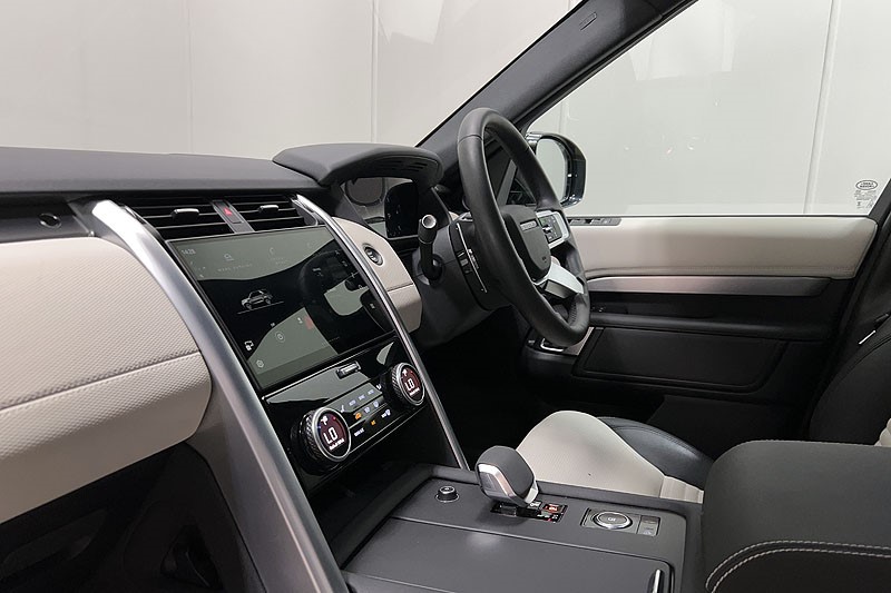 2023 (73) LAND ROVER DISCOVERY 3.0 D300 Dynamic SE 5dr Auto 5204605