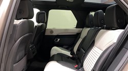 2023 (73) LAND ROVER DISCOVERY 3.0 D300 Dynamic SE 5dr Auto 5204571