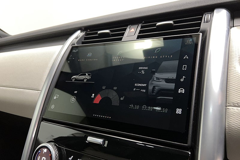 2023 (73) LAND ROVER DISCOVERY 3.0 D300 Dynamic SE 5dr Auto 5204598