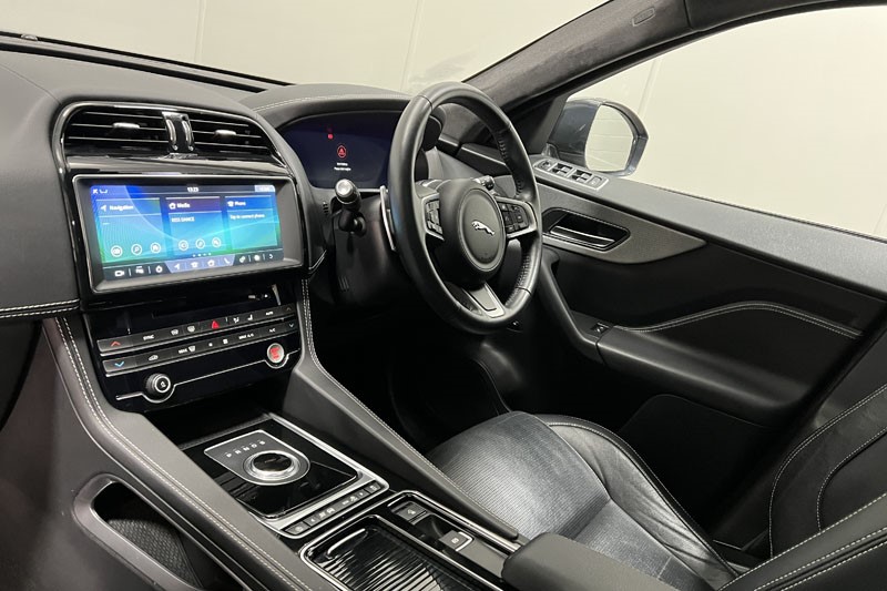 2019 (69) JAGUAR F-PACE 2.0 [250] Chequered Flag 5dr Auto AWD 4913961