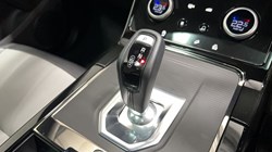 2022 (22) LAND ROVER RANGE ROVER EVOQUE 2.0 P250 R-Dynamic SE 5dr Auto 4876983